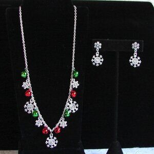 NEW Claire's Christmas NECKLACE & EARRINGS SET, Bells & Silver Snowflakes F63